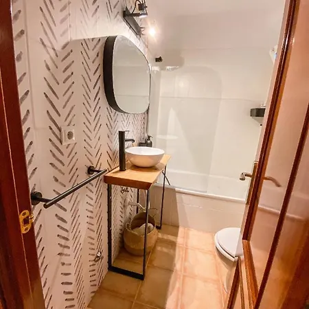Apartamento En Pleno Centro De + Wifi Apartment *